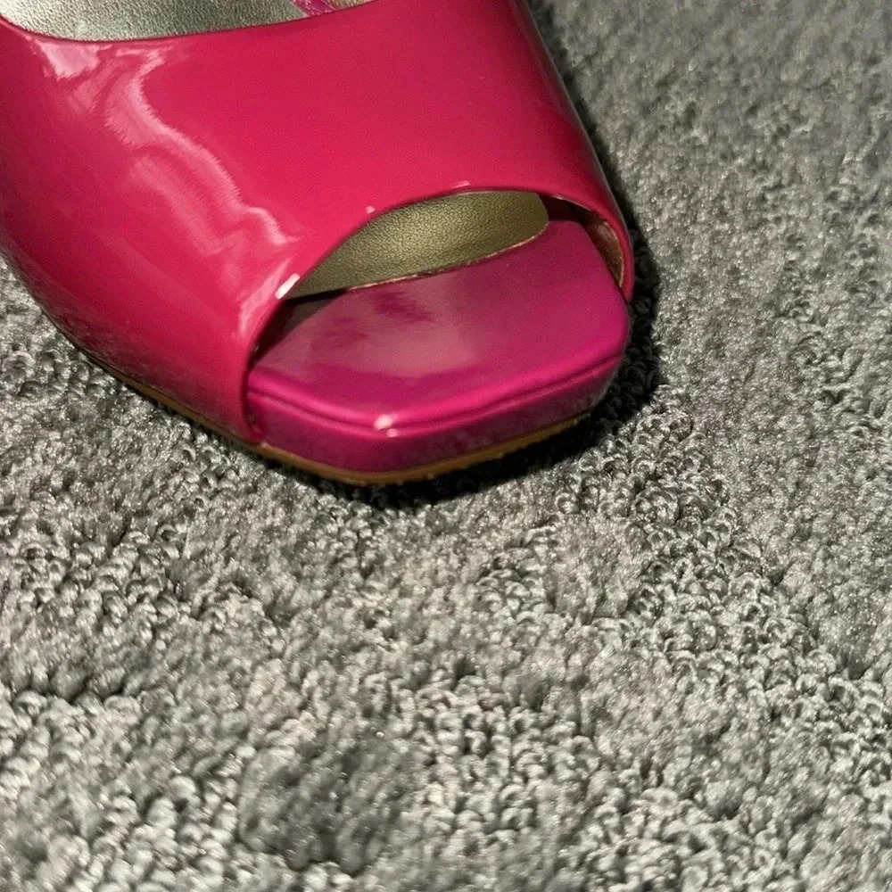 •Jessica Simpson pink patent platform stiletto• - Picture 7 of 10